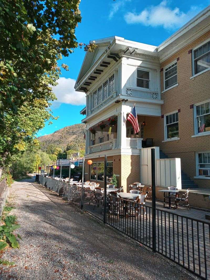 Riverside Hot Springs Inn & Spa, Lava Hot Springs