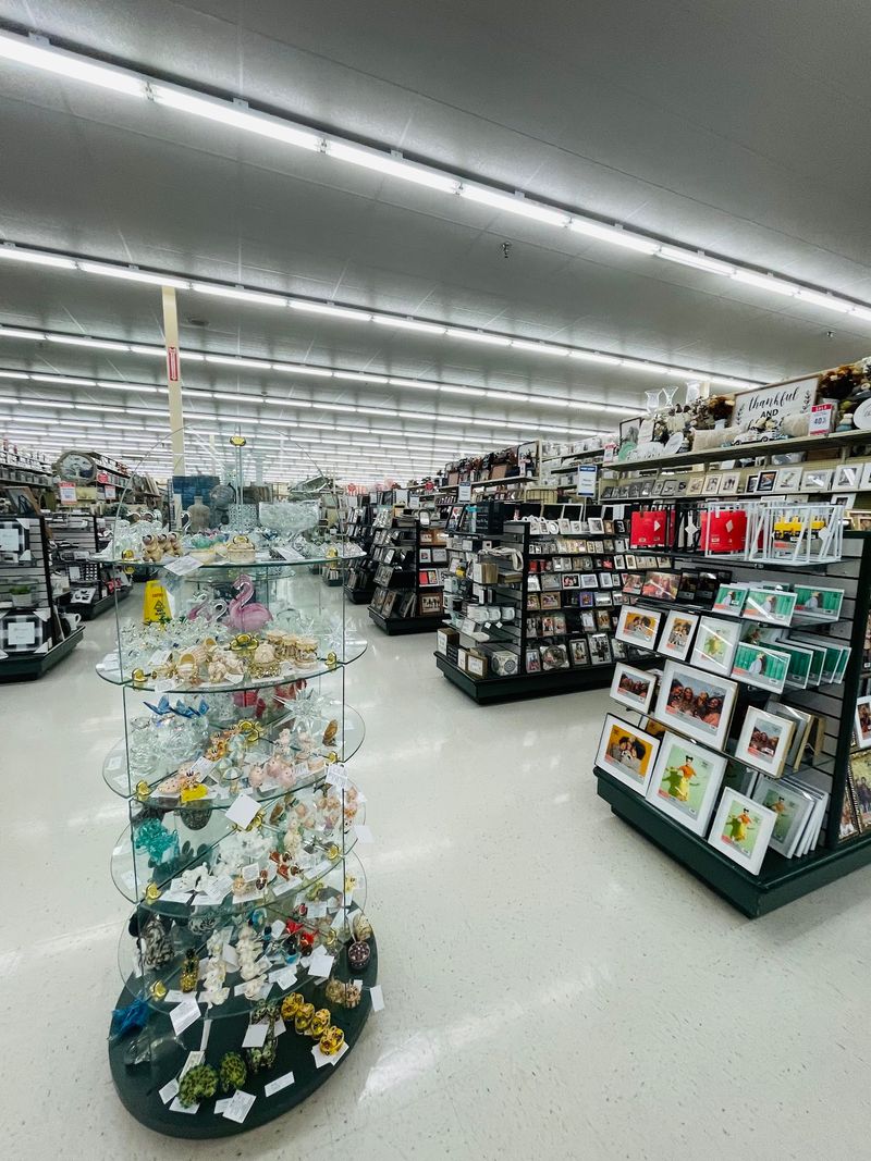 9 Best Scrapbooking Stores In Georgia Every Crafter Should Visit - Decor Hint Hobby Lobby, Kennesaw