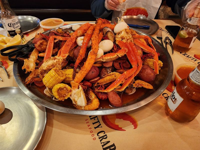 13 Top Rated Seafood Restaurants Across The State Of Minnesota - Decor Hint Crafty Crab, Minneapolis