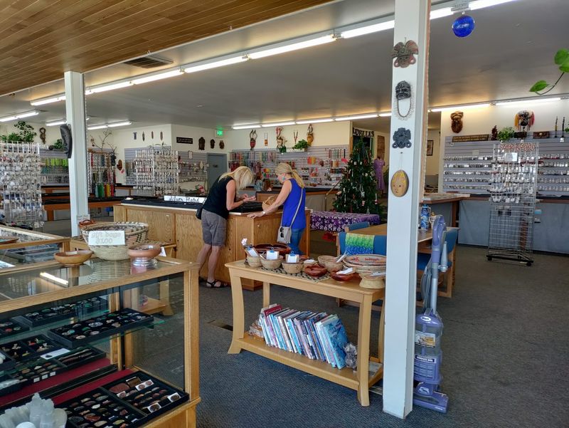This Idaho Bead Store Is So Packed With Color, Crafters Could Browse For Hours - Decor Hint Pick Out Findings And Supplies For Your Next Jewelry Project