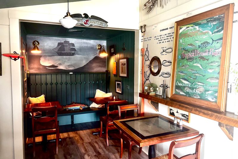 Cozy Surroundings Suit Slow Weekend Meals