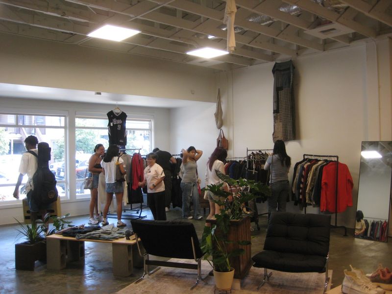 Where To Find Sacramento'S 9 Most Surprisingly Affordable Vintage Markets - Decor Hint Oya Collective: Community-Minded Secondhand Finds