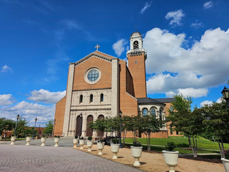 This North Carolina Cathedral Has A Cornerstone Personally Blessed By Pope Francis - Decor Hint Look Up At The Massive Dome Rising Above The Sanctuary