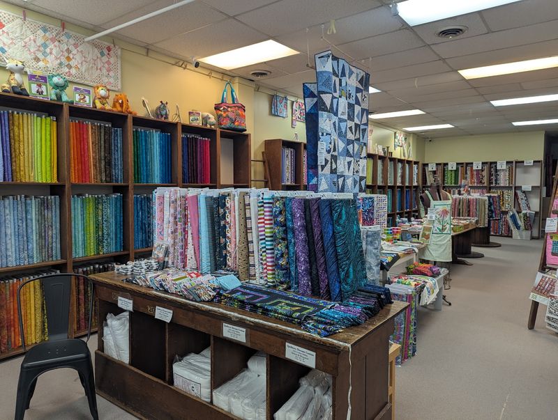 A Fabric Haven on Lincoln's South Side