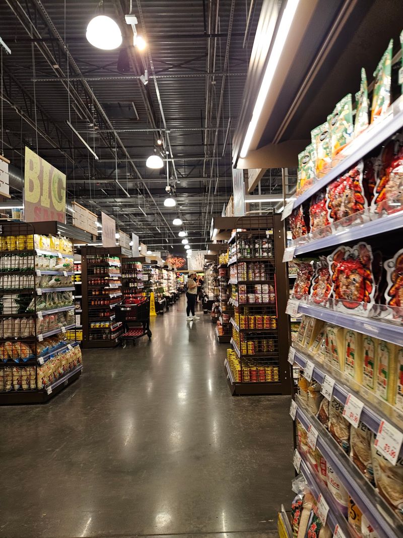 Snack Aisles Of Chaos