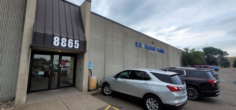 The Giant Fabric Warehouse In Minnesota That Crafters Will Love - Decor Hint Where Project Ideas Multiply On Their Own