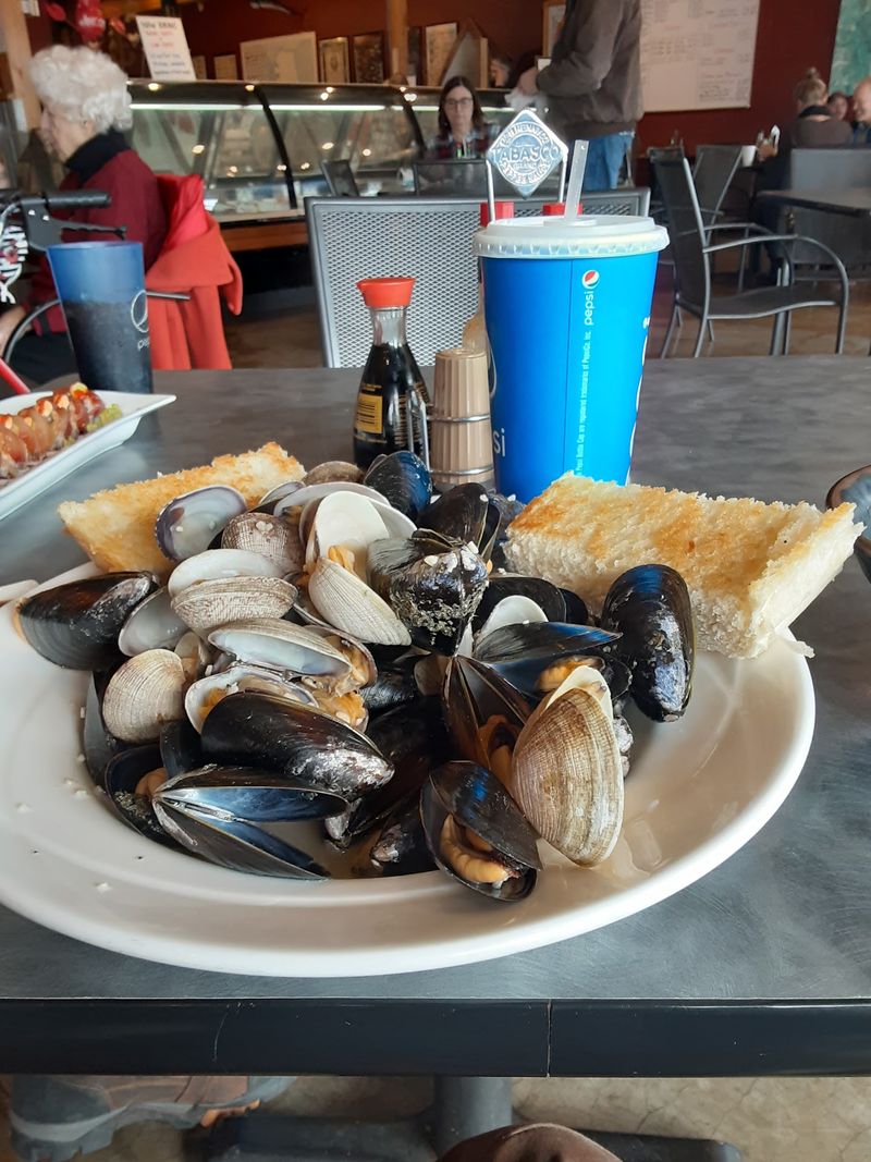 This No-Fuss Idaho Fish Market Also Fries Up Fish And Chips You Order Right At The Counter - Decor Hint Concrete Floors And A Lively Buzz