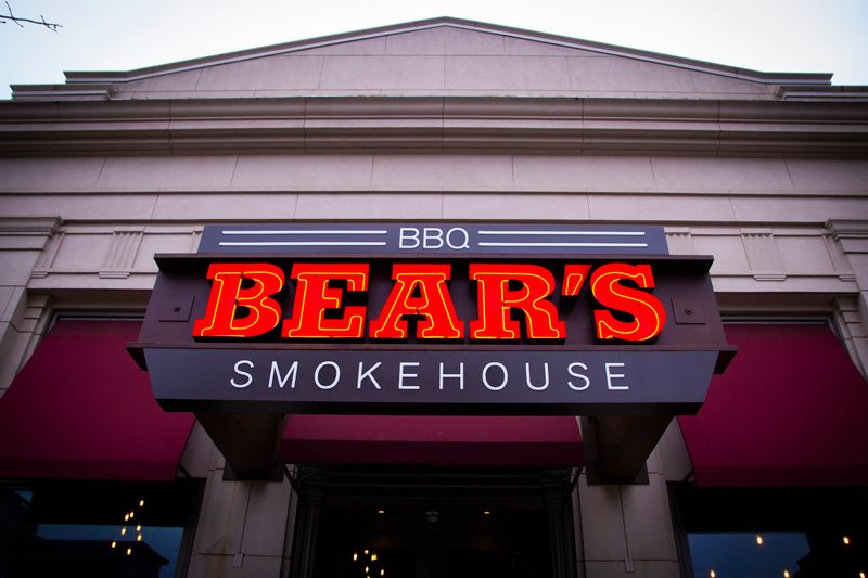 Bear's Smokehouse Barbecue, Hartford