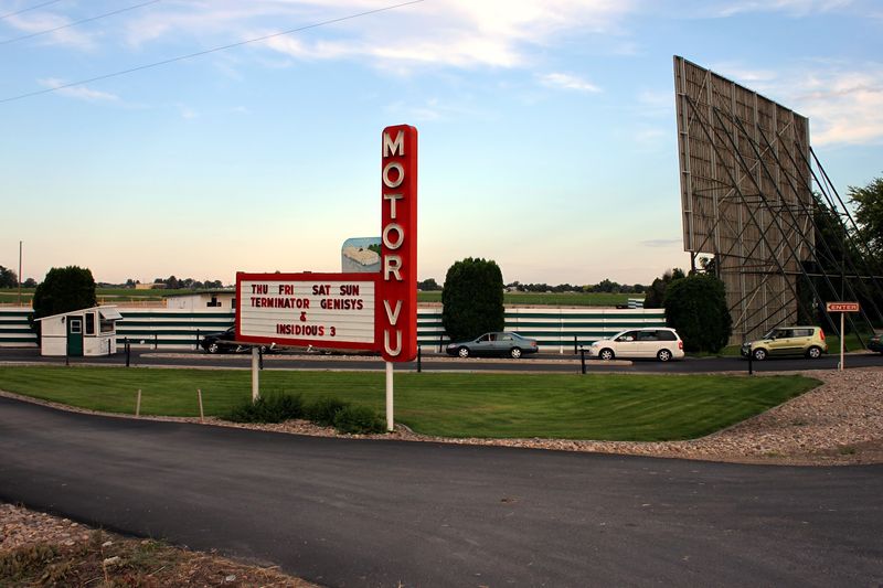 This Vintage Idaho Drive-In Theater Brings All The Simpler-Times Nostalgia Rushing Back - Decor Hint A Family-Owned Operation