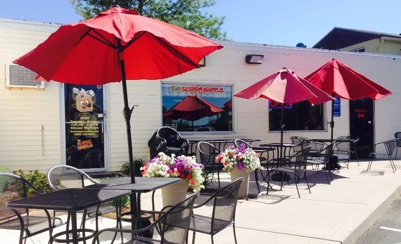The Sloppy Waffle, Newington