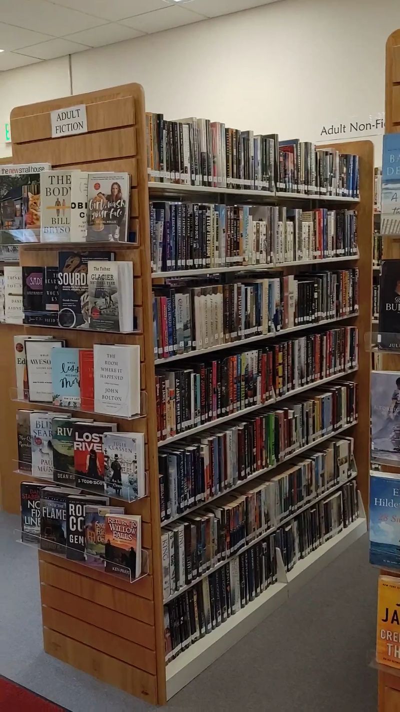 9 Tiny Idaho Libraries That Feel More Like Cozy Community Rooms - Decor Hint Leadore Community Library, Leadore