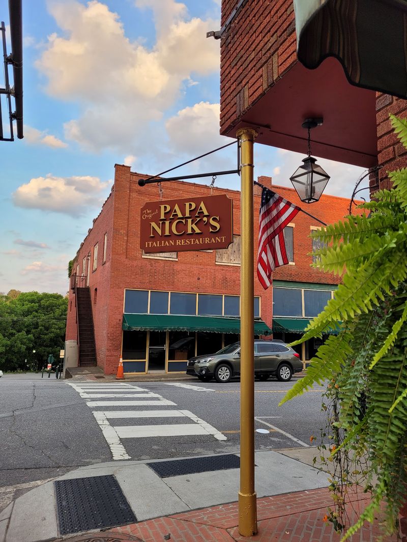 Browse Local Shops Without Fighting Big-City Crowds