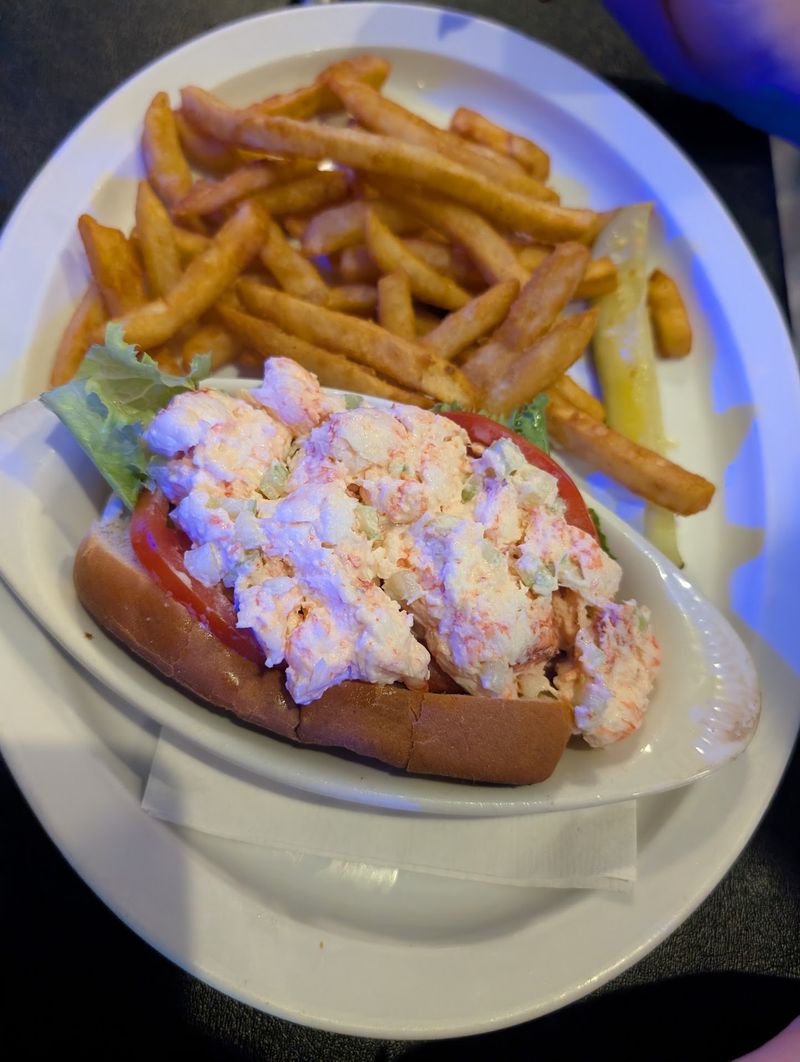 Pair Your Chowder With A Classic Maine Lobster Roll