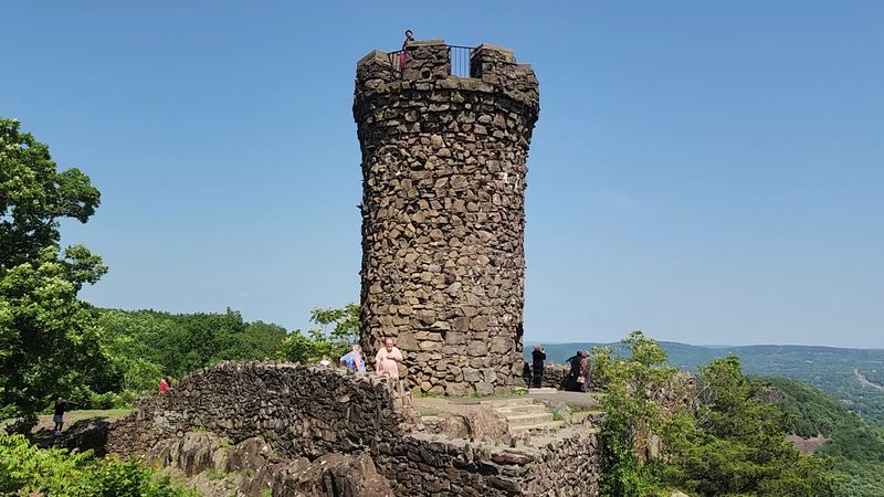 This 62-Mile Connecticut Trail Is The Ultimate Test For Serious Hikers - Decor Hint Castle Craig And Heublein Tower Mark The Journey