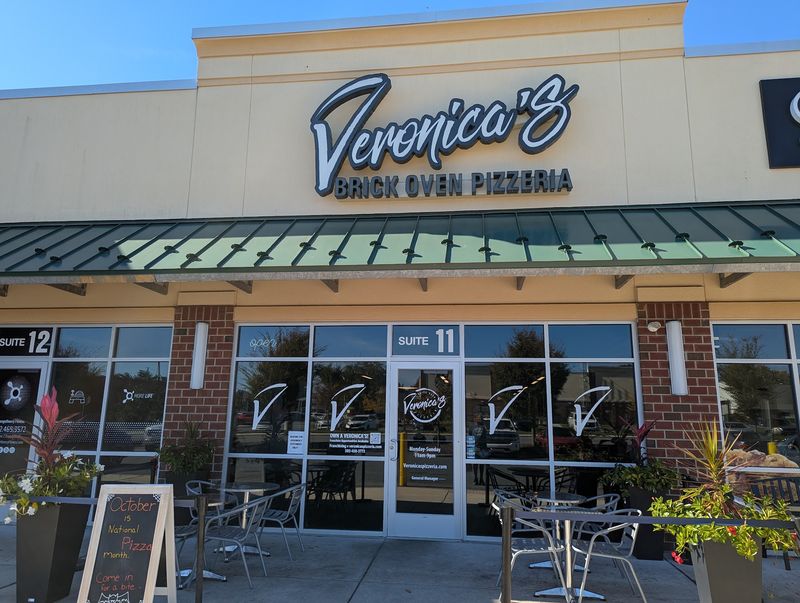Veronica's Pizzeria
