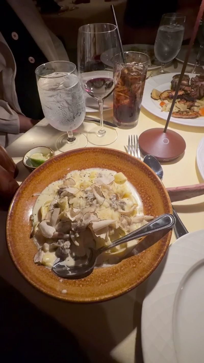 La Grotta Ristorante, Atlanta