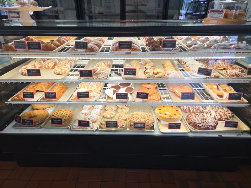 Apple Annie's Bake Shop, Wilmington