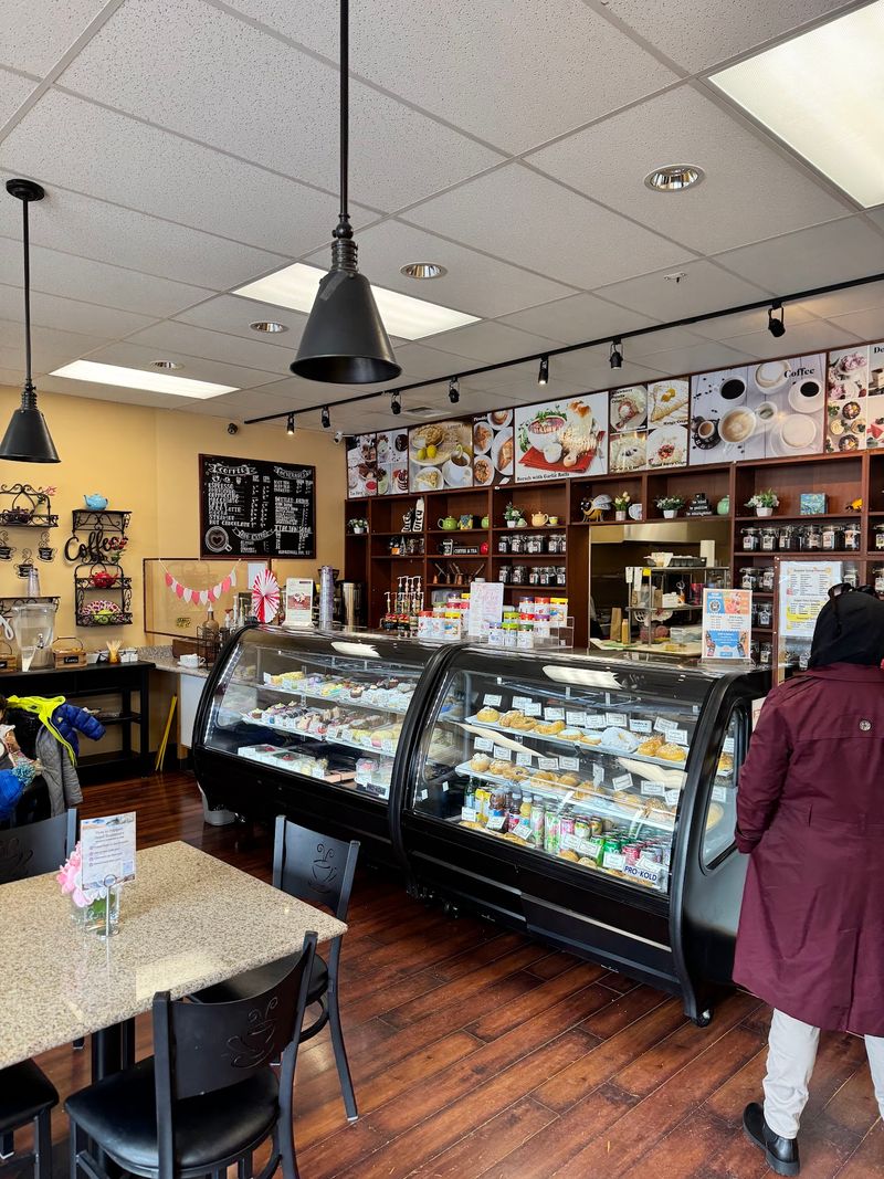 The Charming European-Style Bakery In Washington Has Chocolate Croissants Loved Throughout The State - Decor Hint Planning A Visit Without The Guesswork