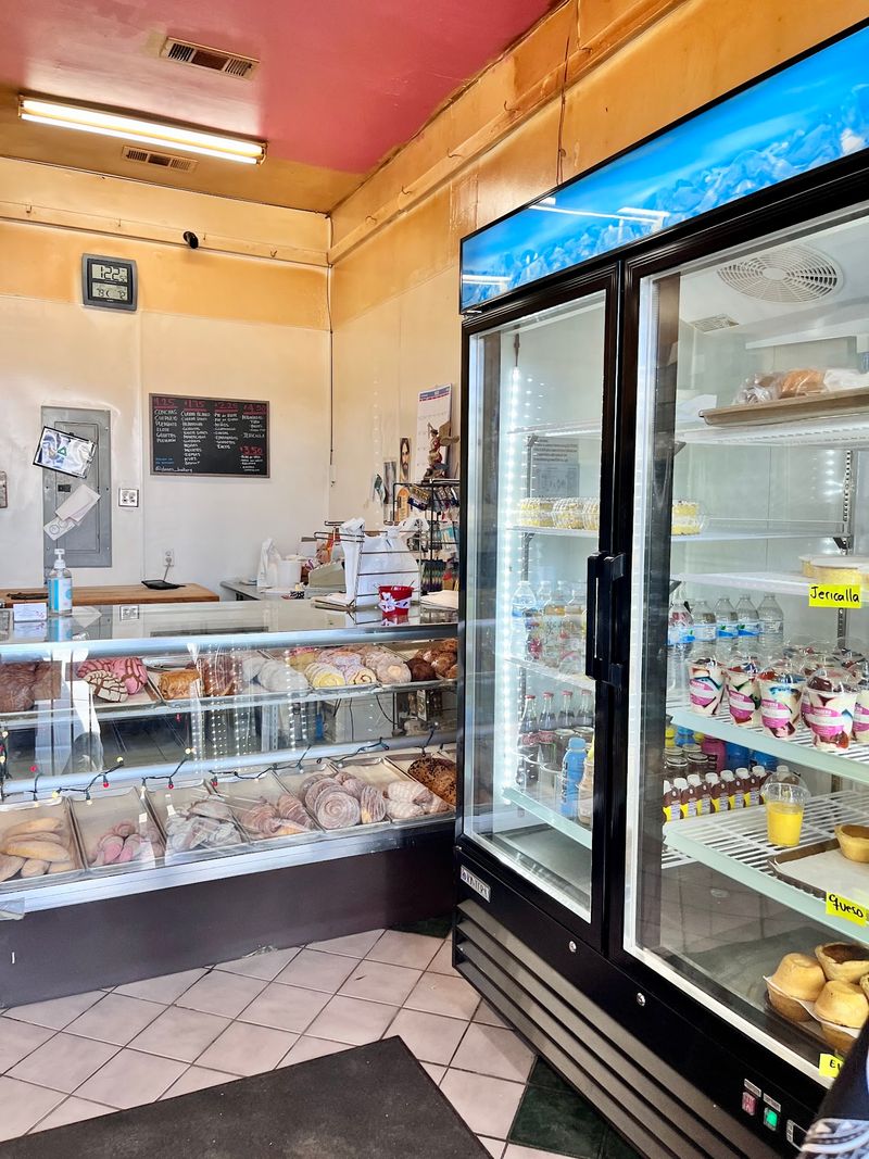 Dane's Bakery
