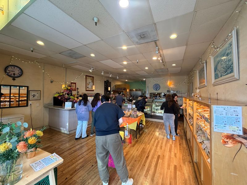 Clover Bakery & Cafe