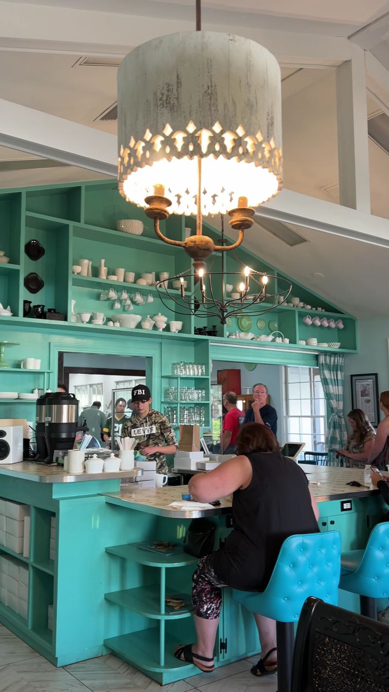 Dulce Dough Donuts & Bakery, St. Simons Island