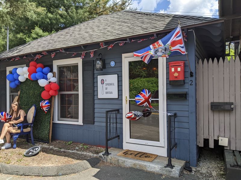 A Spoonful Of Britain, Simsbury