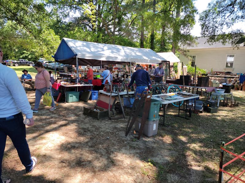 Grab Something To Eat Before Heading Back Into The Antique Hunt