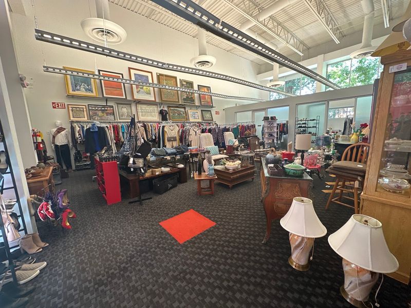 Dragonfly Thrift Boutique