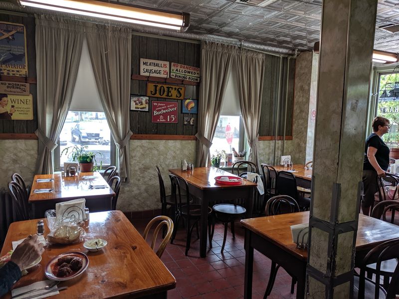 Joe's Restaurant, Utica