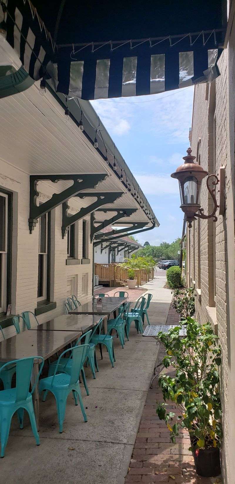 10 Hidden Towns In Florida That Are More Charming Than Most Travelers Realize - Decor Hint Tarpon Springs, Pinellas County