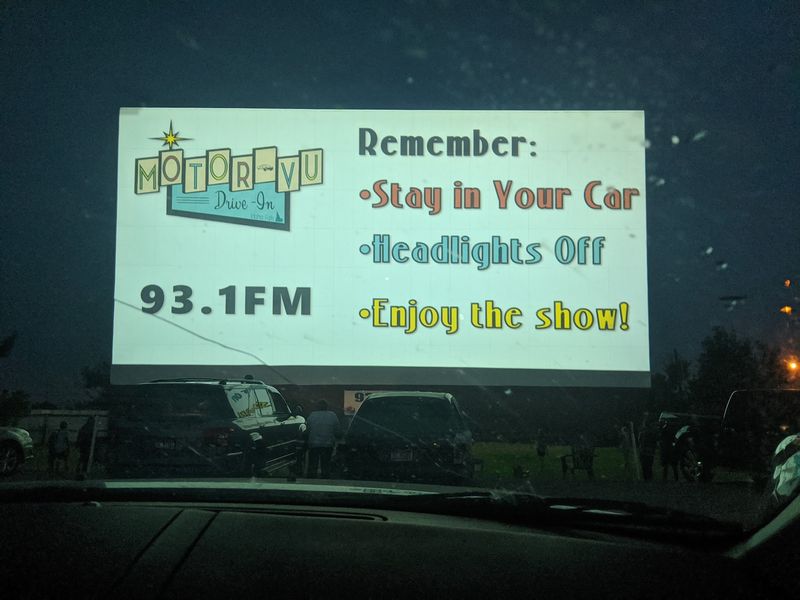 This Idaho Drive-In Turns Your Car Into The Best Seat Under The Night Sky - Decor Hint Tuning In Through Your Radio Dial