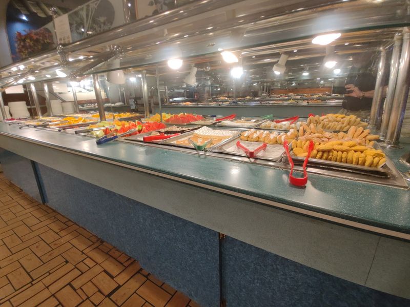 The All-You-Can-Eat Connecticut Spot That Has Fed Generations Of Locals - Decor Hint All-You-Can-Eat Dining Keeps Plates Coming Back