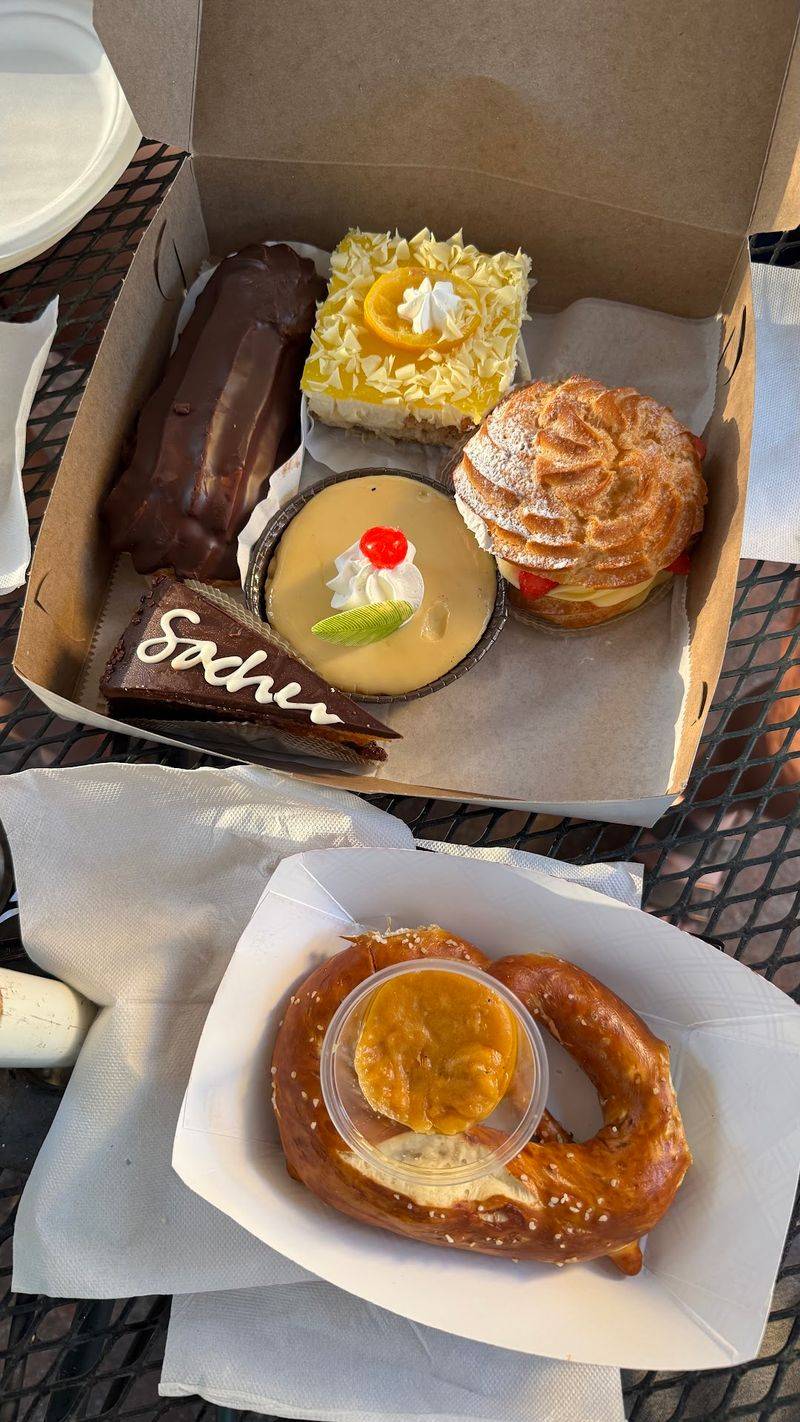 This Central Florida Country Bakery Is Packed With Homemade Food Worth The Road Trip - Decor Hint A Reuben Built On Pretzel Cheese Bread