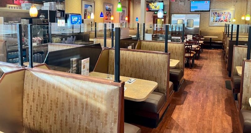 Where Big Families and Solo Diners Both Fit In