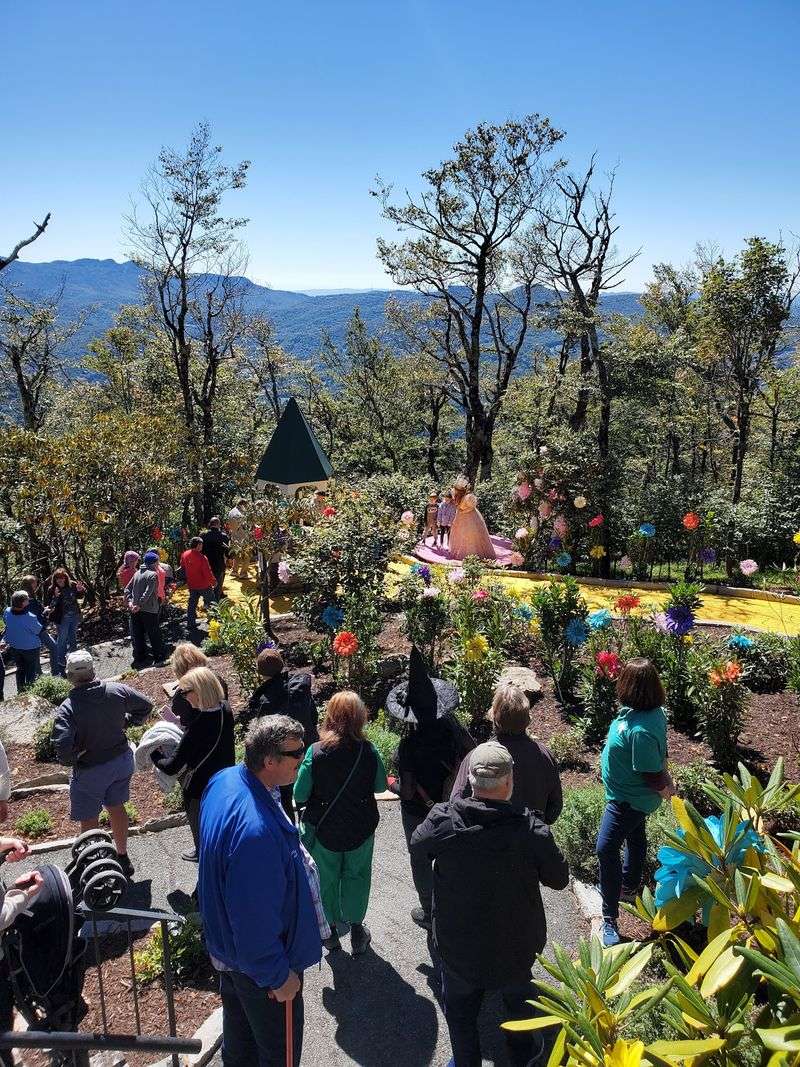 This 33-Year-Old North Carolina Festival Is About To Return To Its Famous Yellow Brick Road - Decor Hint Three September Weekends Give Fans More Than One Chance To Visit