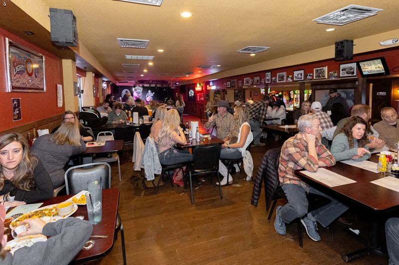 Bruce's Bar And Restaurant