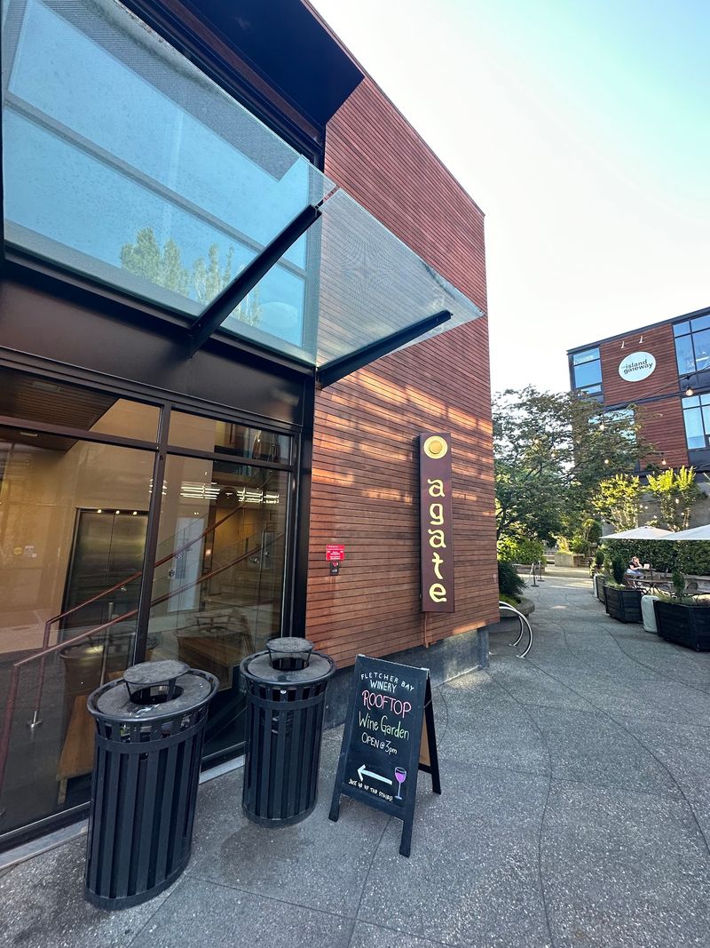 Agate Restaurant, Bainbridge Island