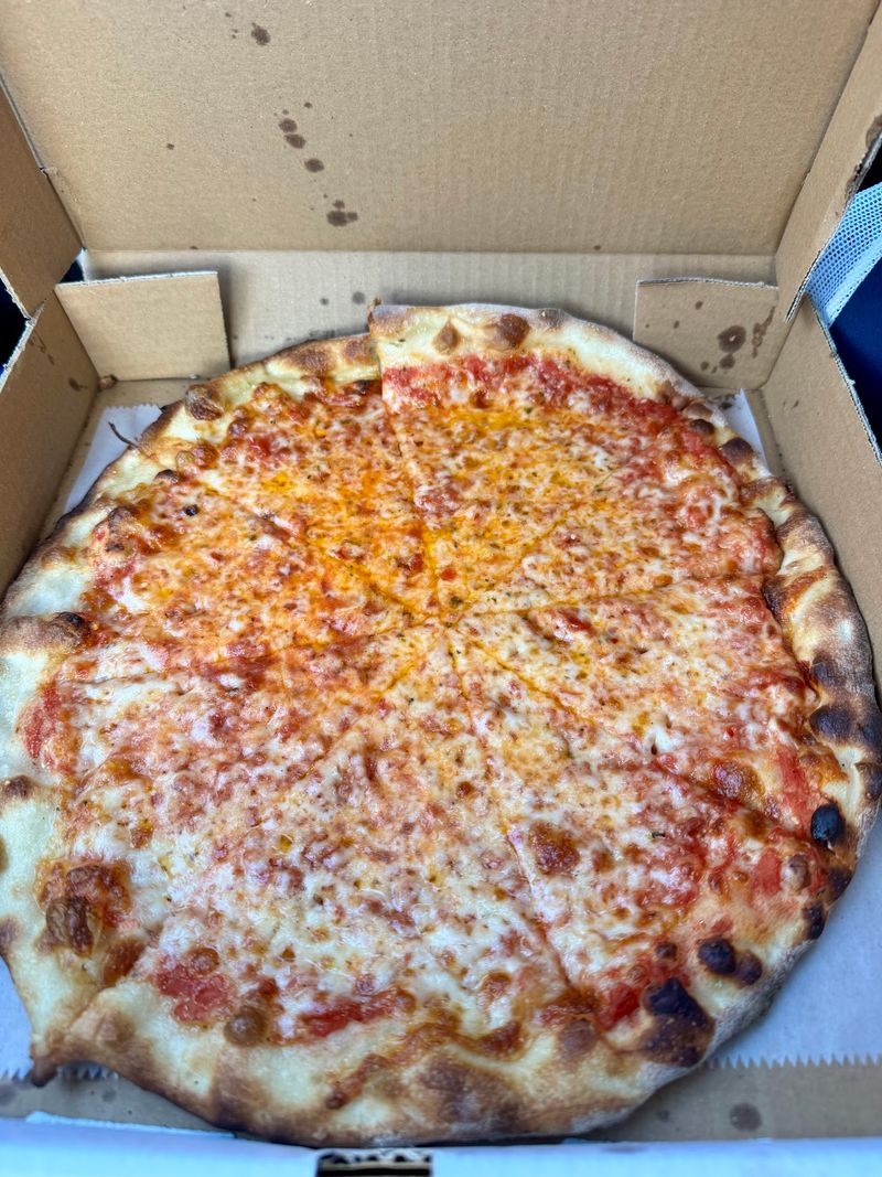 Apizza Comes Straight From The Oven