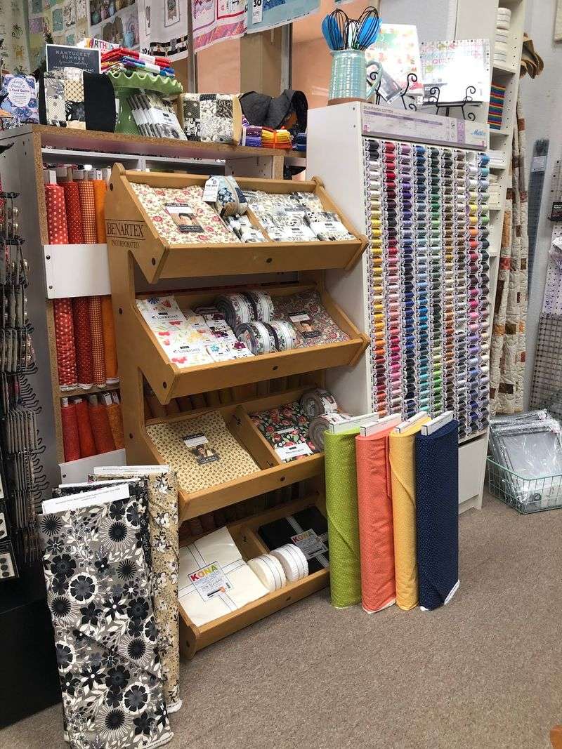 Family Threads Quilt Shop, San Juan Bautista