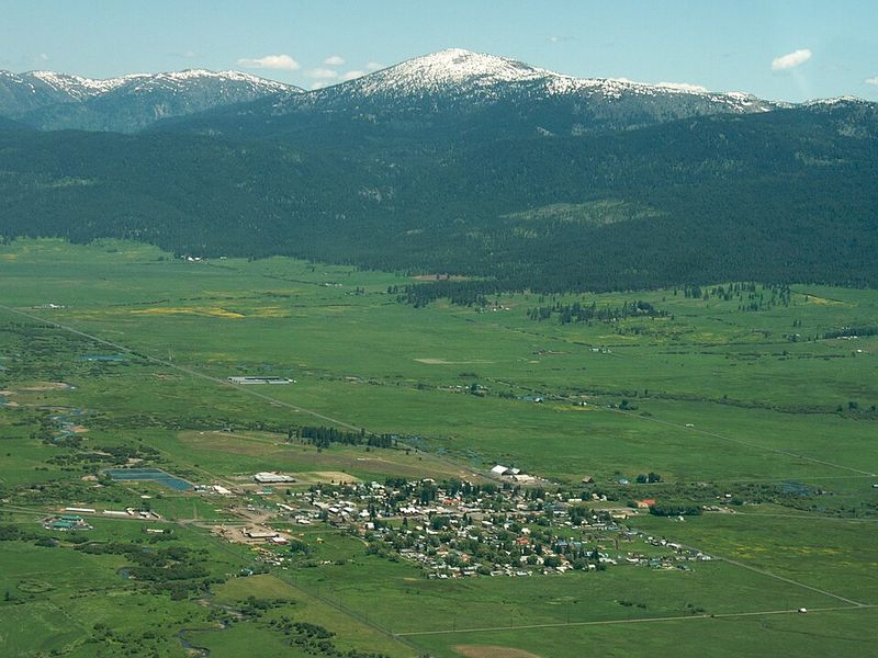 Ease Into The Weekend In A Tiny Mountain Valley Town