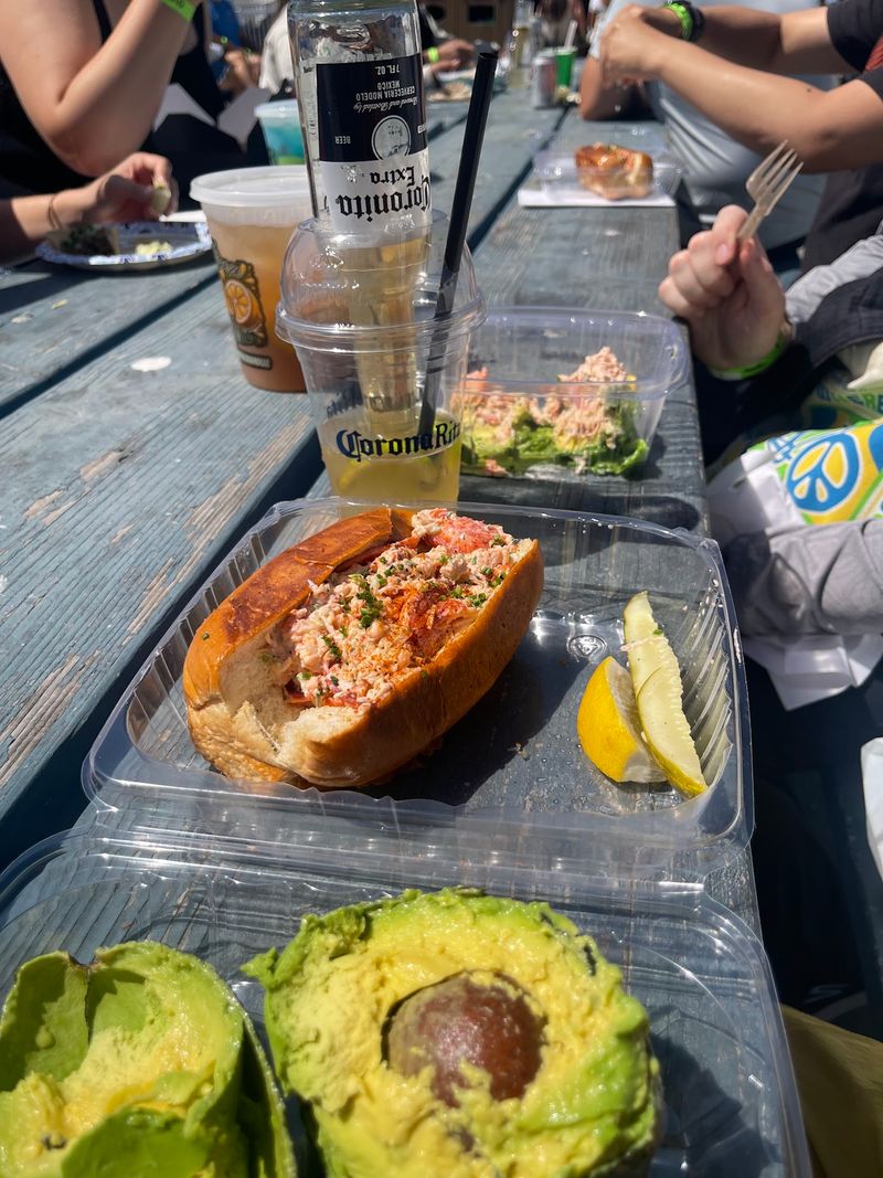This Little California Seafood Spot Serves Warm Buttered Lobster Rolls Worth The Drive - Decor Hint Lemon And Chives Keep The Connecticut Roll Simple