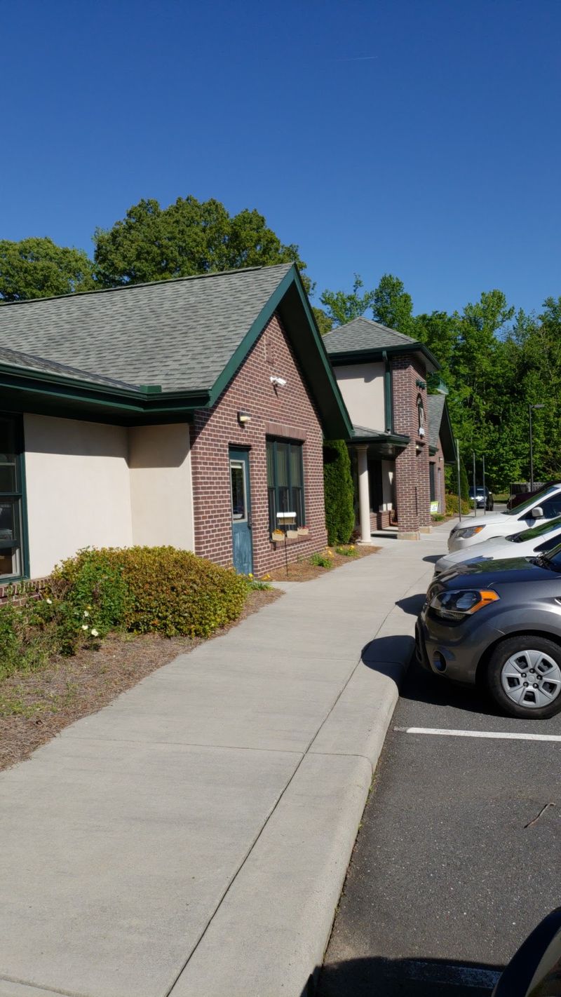 This Small North Carolina Town Has Three Public Schools Ranking Near The Top Of The State - Decor Hint Strong Academics Stretch From Elementary Grades Through Graduation