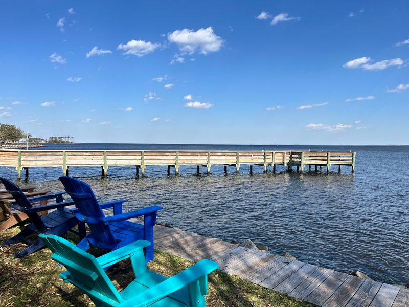 This Hidden Gem North Carolina Town Feels Like A Tiny Slice Of The French Riviera - Decor Hint Marinas And Dockside Walks Make The Village Easy To Explore Slowly