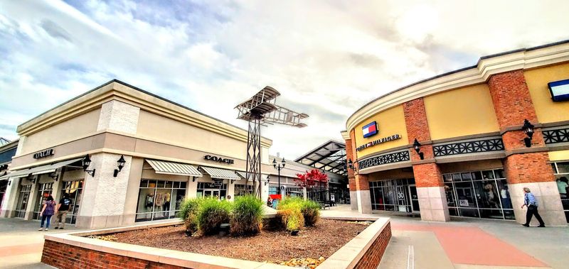 Coach, Levi’s And Columbia Are Only A Few Of The Brands Waiting Here