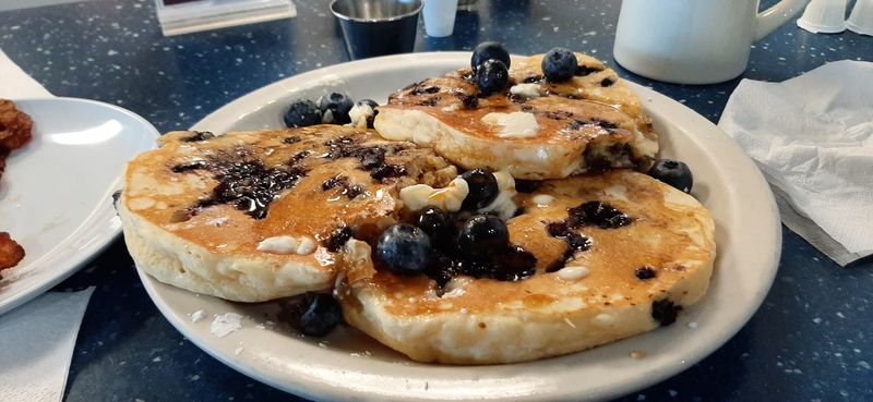 Destiny's Diner, Bristol
