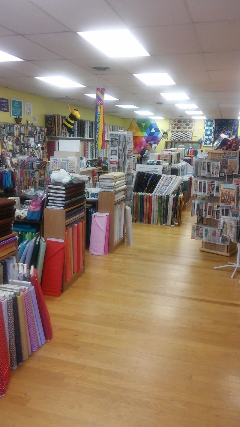 I Bee Quiltin, LLC In Norfolk