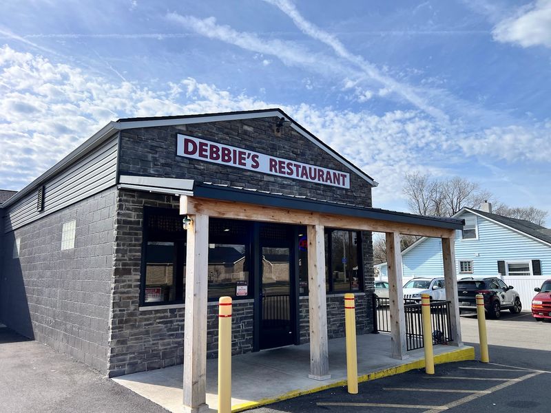 Find A Tiny Mountain Town Hiding Near The Virginia Line