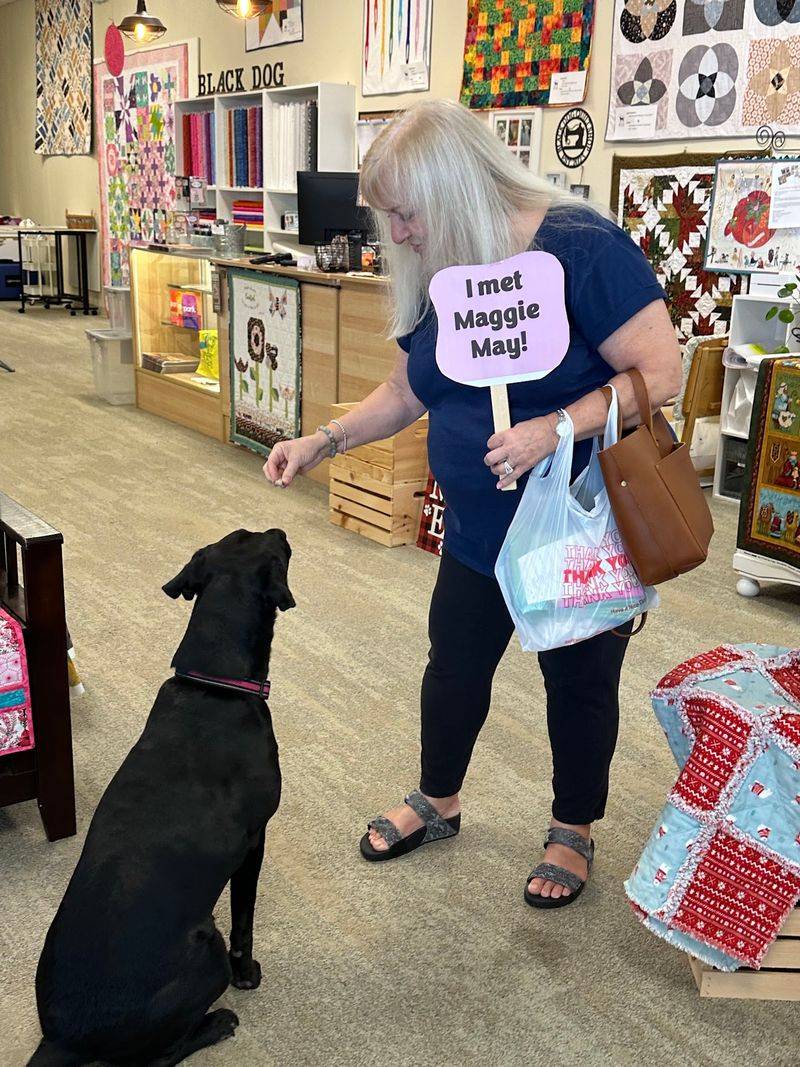 Black Dog Quilt Shop