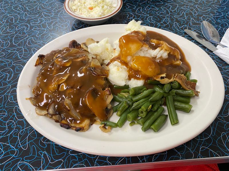 Meatloaf, Mashed Potatoes, And Real Comfort Plates