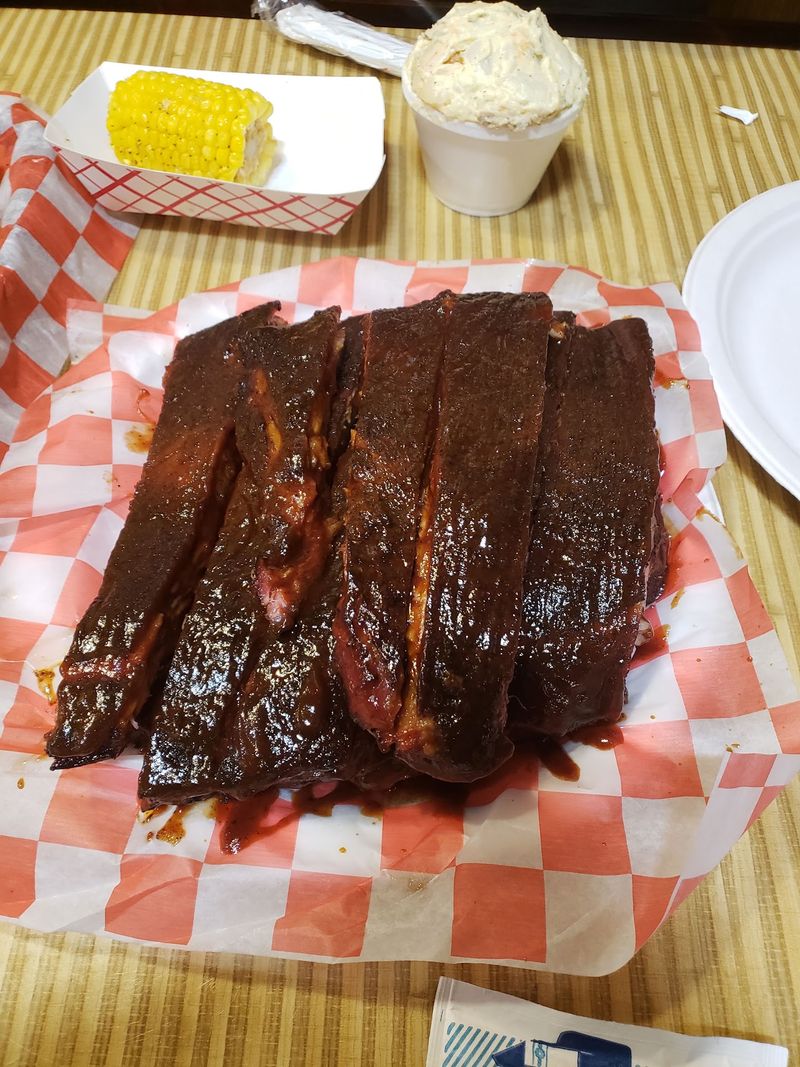 This Connecticut BBQ Shack May Look Simple, But The Brisket Keeps Locals Coming Back - Decor Hint Slow-Cooked Brisket Became One Of The Big Draws